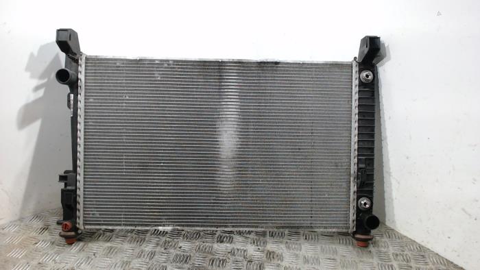Gebrauchte Kühler Mercedes A (W169) 2.0 A-200 CDI 16V Preis € 36,75 Margenregelung angeboten von Binckhorst BV
