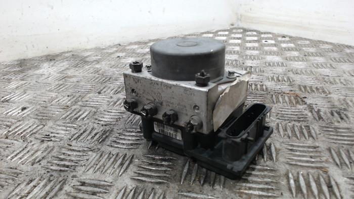 Gebrauchte ABS Pumpe Renault Kangoo Express (FW) 1.5 dCi 85 Preis € 52,50 Margenregelung angeboten von Binckhorst BV