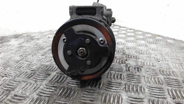Usagé Pompe clim Volkswagen Passat (3C2) 2.0 TDI 140 Prix € 52,50 Règlement à la marge proposé par Binckhorst BV