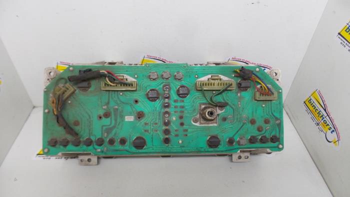 Instrument panel from a Hyundai H100 1996