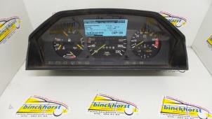 Used Instrument panel Mercedes 200 - 500 Price € 52,50 Margin scheme offered by Binckhorst BV