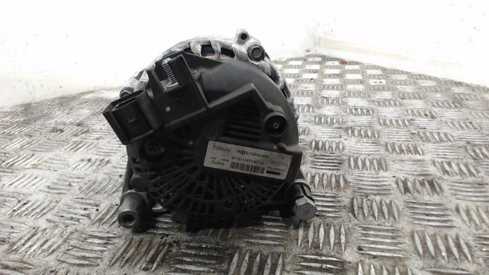 Dynamo van een Ford Grand C-Max (DXA) 2.0 TDCi 16V 2013