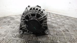 Dynamo van een Ford Grand C-Max (DXA) 2.0 TDCi 16V 2013