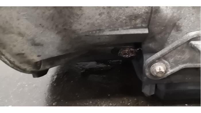 Getriebe van een Mercedes-Benz Vito (639.6) 2.2 111 CDI 16V 2008