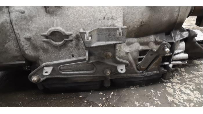 Getriebe van een Mercedes-Benz Vito (639.6) 2.2 111 CDI 16V 2008
