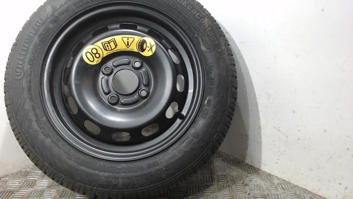 Używane Obrecz Ford Fiesta 6 (JA8) 1.0 EcoBoost 12V 100 Cena € 15,75 Procedura marży oferowane przez Binckhorst BV