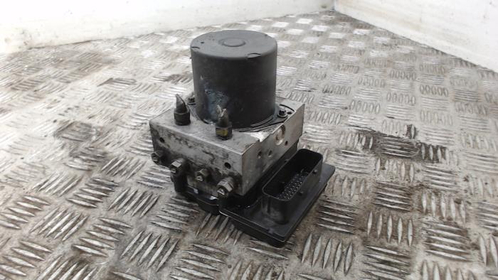 Used ABS pump BMW X5 (E53) 3.0d 24V Price € 94,50 Margin scheme offered by Binckhorst BV