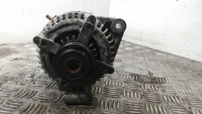 Gebrauchte Dynamo Landrover Discovery IV (LAS) 3.0 TD V6 24V Preis € 78,75 Margenregelung angeboten von Binckhorst BV