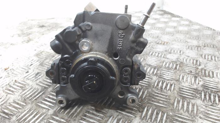 Used Diesel pump Chevrolet Orlando 2.0 D 16V Price € 157,50 Margin scheme offered by Binckhorst BV
