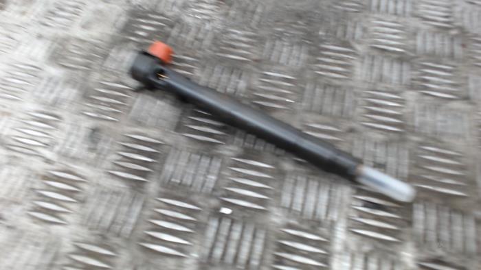 Usagé Injecteurs Chevrolet Orlando 2.0 D 16V Prix € 78,75 Règlement à la marge proposé par Binckhorst BV