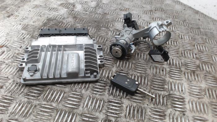 Used Ignition lock + computer Chevrolet Orlando 2.0 D 16V Price € 157,50 Margin scheme offered by Binckhorst BV