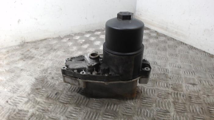 Gebrauchte Ölfiltergehäuse Landrover Range Rover Sport (LW) 3.0 SDV6 Preis € 63,00 Margenregelung angeboten von Binckhorst BV