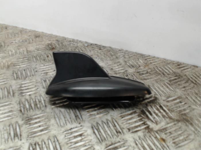 Begagnade Antenn Landrover Range Rover Sport (LW) 3.0 SDV6 Pris € 52,50 Marginaltabell erbjuds av Binckhorst BV