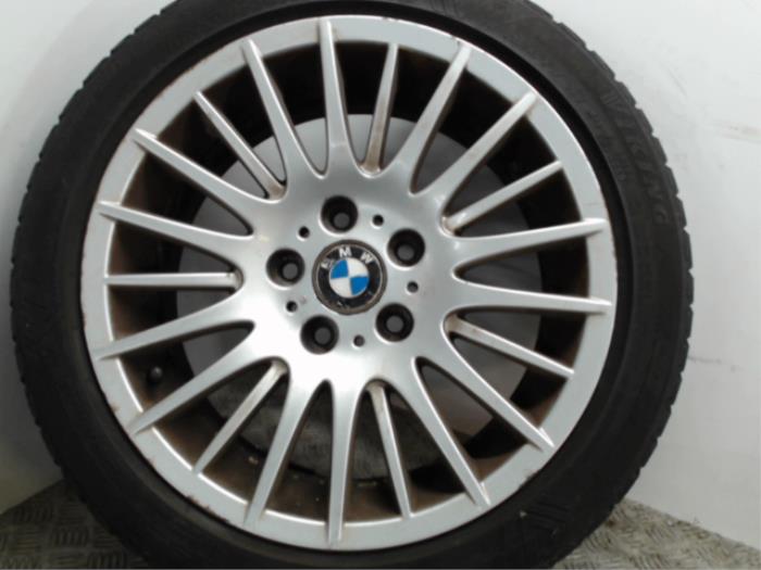 Używane Obrecz BMW 3 serie Touring (E91) 320i 16V Cena € 42,00 Procedura marży oferowane przez Binckhorst BV
