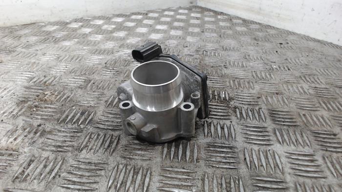 Gebrauchte Drosselklappengehäuse Ford Fiesta 6 (JA8) 1.0 Ti-VCT 12V 65 Preis € 31,50 Margenregelung angeboten von Binckhorst BV