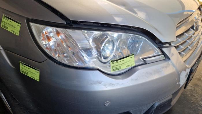 Używane Reflektor prawy Subaru Outback (BP) 3.0 R 24V Cena € 145,95 Procedura marży oferowane przez Binckhorst BV