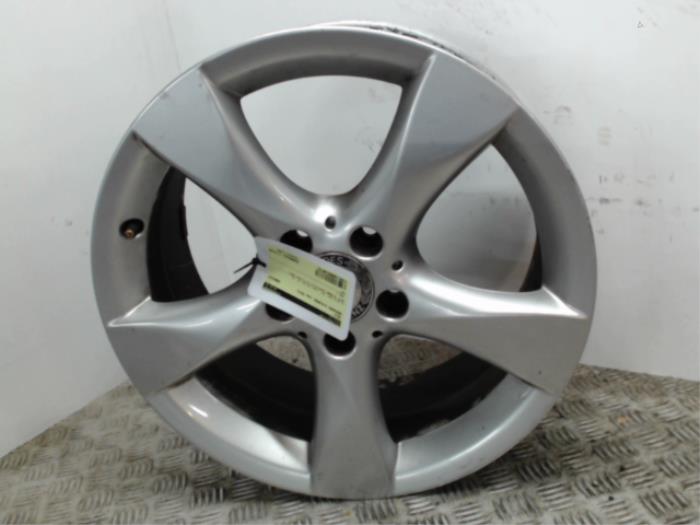 Używane Obrecz Mercedes B (W246/W242) 1.6 B-200 BlueEFFICIENCY Turbo 16V Cena € 52,50 Procedura marży oferowane przez Binckhorst BV