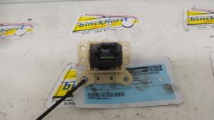 Used Panic lighting switch Mitsubishi L-200 2.5 DI-D 4x4 Price € 21,00 Margin scheme offered by Binckhorst BV