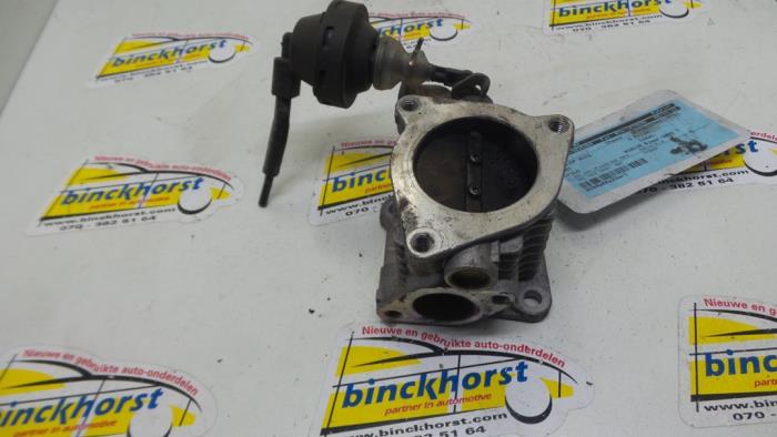 Usagé Boitier papillon Fiat Stilo (192A/B) 1.9 JTD 115 Prix € 36,75 Règlement à la marge proposé par Binckhorst BV