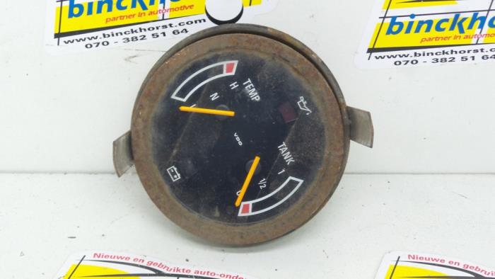 Używane Paliwomierz Saab 96 Cena € 36,75 Procedura marży oferowane przez Binckhorst BV