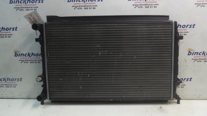 Usagé Radiateur Volkswagen Passat Prix € 105,00 Règlement à la marge proposé par Binckhorst BV
