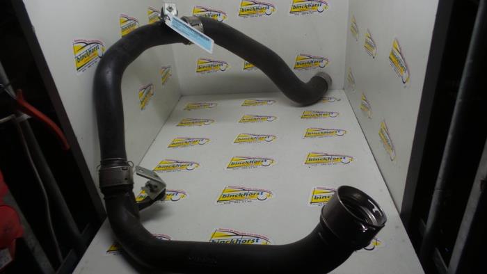Gebrauchte Intercooler Rohr Mitsubishi Outlander (GF/GG) 2.2 DI-D 16V Clear Tec 4x2 Preis € 68,25 Margenregelung angeboten von Binckhorst BV