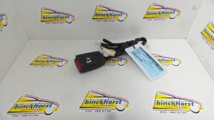 Gebrauchte Sicherheitsgurt Schließe rechts vorne Mitsubishi Outlander (GF/GG) 2.2 DI-D 16V Clear Tec 4x2 Preis € 36,75 Margenregelung angeboten von Binckhorst BV