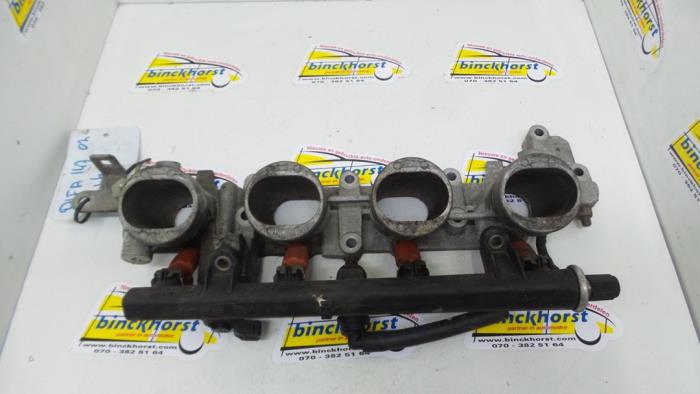 Usagé Système d'injection Alfa Romeo 147 (937) 1.6 HP Twin Spark 16V Prix € 105,00 Règlement à la marge proposé par Binckhorst BV