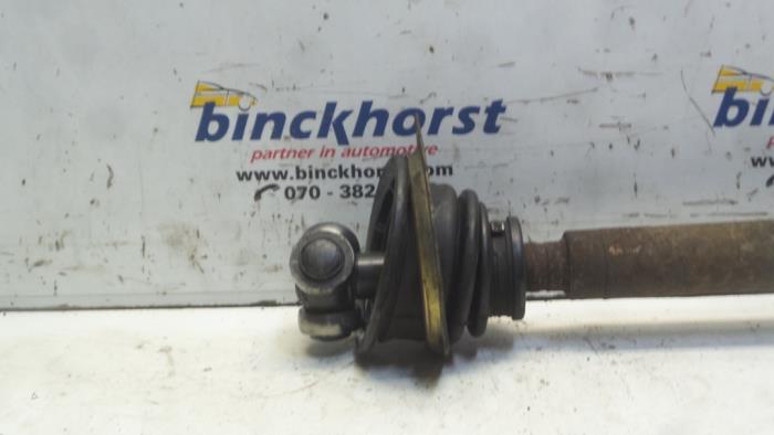 Drivaxel, vänster fram från en Renault Laguna II Grandtour (KG) 2.2 dCi 150 16V 2003