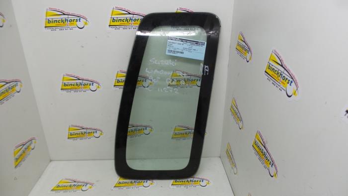 Usados Ventanilla triangular derecha detrás Suzuki Wagon-R+ (SR) 1.2 16V Precio € 31,50 Norma de margen ofrecido por Binckhorst BV