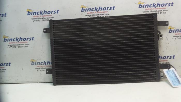 Usagé Radiateur clim Volkswagen Sharan (7M8/M9/M6) 2.0 Prix € 52,50 Règlement à la marge proposé par Binckhorst BV