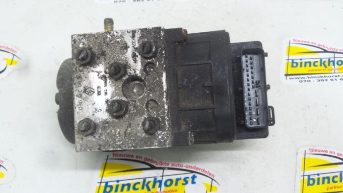 Gebrauchte ABS Pumpe Renault Kangoo (KC) 1.4 Preis € 84,00 Margenregelung angeboten von Binckhorst BV