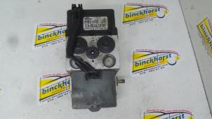 Pompe ABS d'un Renault Kangoo (KC) 1.4 2000