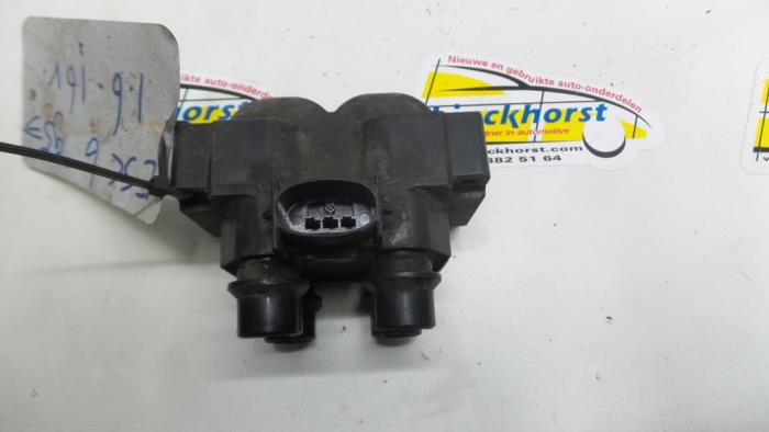 Gebrauchte Zündspule Ford Escort 6 (ANL) 1.6 Laser 16V Preis € 15,75 Margenregelung angeboten von Binckhorst BV