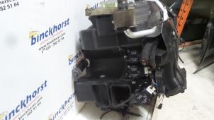 Used Heating radiator Mercedes S (W220) 5.0 S-500 V8 24V Price € 26,25 Margin scheme offered by Binckhorst BV
