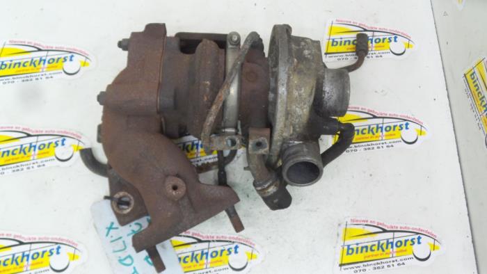 Turbo from a Opel Astra F (53/54/58/59) 1.7 DTL 1997