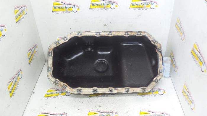 Usagé Couvercle carter Seat Ibiza III (6L1) 1.4 16V 75 Prix € 42,00 Règlement à la marge proposé par Binckhorst BV