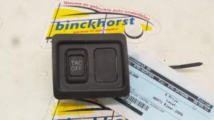 Usados Interruptor Lexus IS (E2) 220d 16V Precio € 15,75 Norma de margen ofrecido por Binckhorst BV