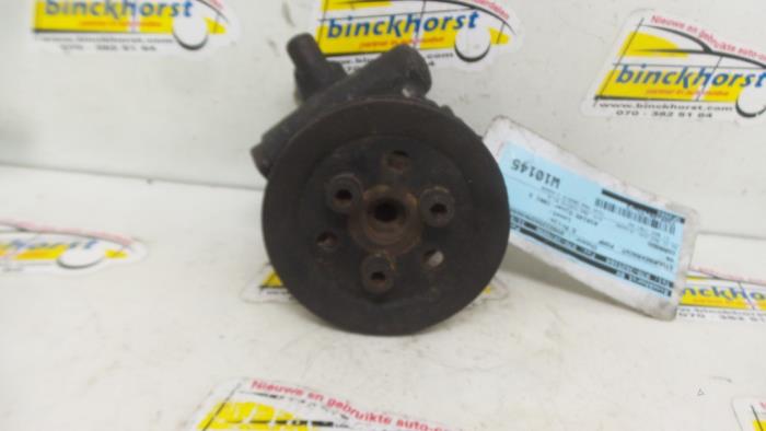 Usagé Pompe de direction Volkswagen Corrado 1.8 G60 Prix € 42,00 Règlement à la marge proposé par Binckhorst BV