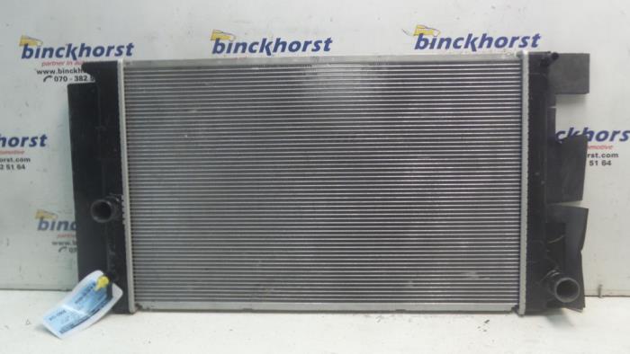 Usagé Radiateur Toyota Corolla (E15) 1.6 Dual VVT-i 16V Prix € 52,50 Règlement à la marge proposé par Binckhorst BV