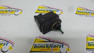 Used Headlight motor Renault Kangoo Express (FC) 1.2 Price € 10,50 Margin scheme offered by Binckhorst BV