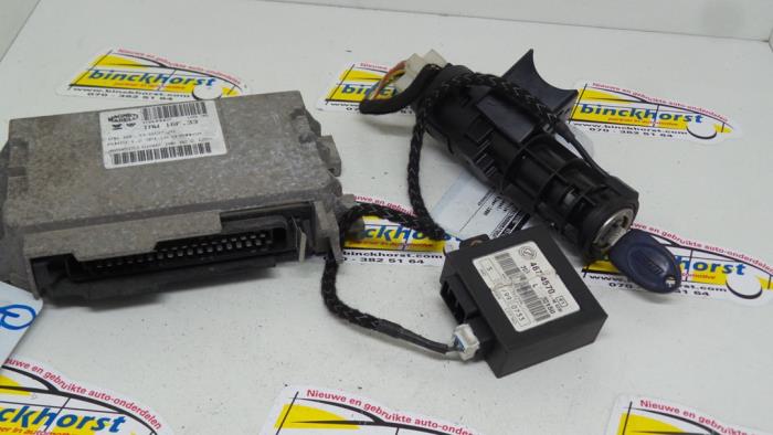 Used Ignition lock + computer Fiat Punto I (176) 60 S,SX 1.2 Fire SPI Price € 93,45 Margin scheme offered by Binckhorst BV