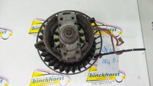 Usados Motor de ventilador de calefactor Opel Astra F (56/57) 1.6i 16V Precio € 31,50 Norma de margen ofrecido por Binckhorst BV