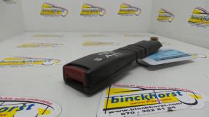 Używane Wtyk pasa bezpieczenstwa lewy przód Hyundai Sonata Cena € 26,25 Procedura marży oferowane przez Binckhorst BV