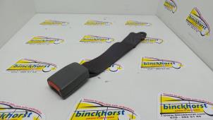 Gebrauchte Sicherheitsgurt Schließe rechts vorne Nissan Serena Preis € 26,25 Margenregelung angeboten von Binckhorst BV
