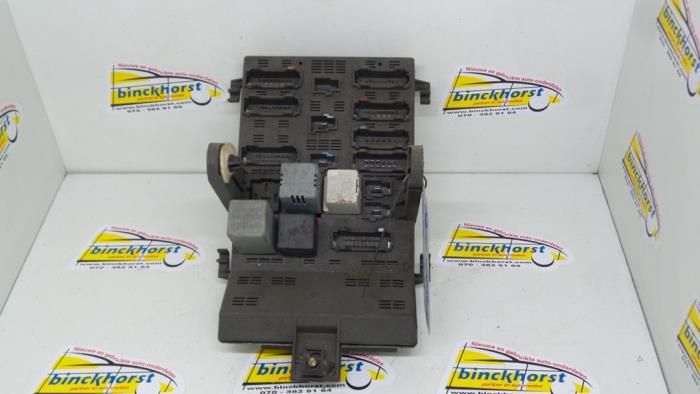 Fuse box from a Renault Laguna 1998