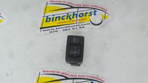 Usagé Commutateur phare hauteur réglable Subaru Legacy Prix € 10,50 Règlement à la marge proposé par Binckhorst BV