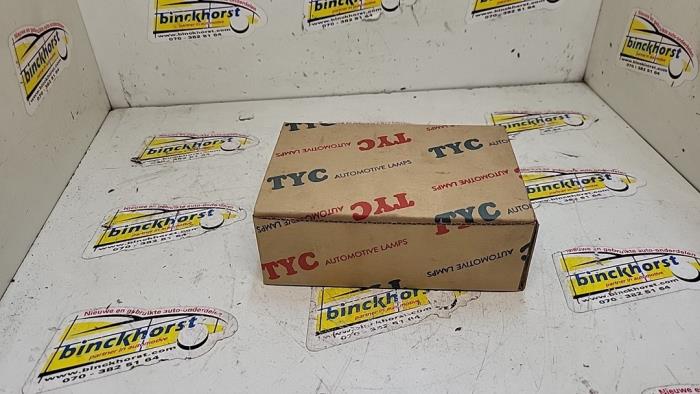 Nya Indikator, höger Honda Civic Pris € 14,29 Inklusive moms erbjuds av Binckhorst BV