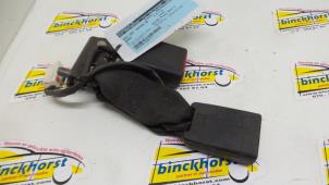 Used Rear seatbelt buckle, right Mazda 6 SportBreak (GJ/GH/GL) 2.2 SkyActiv-D 150 16V Price € 52,50 Margin scheme offered by Binckhorst BV