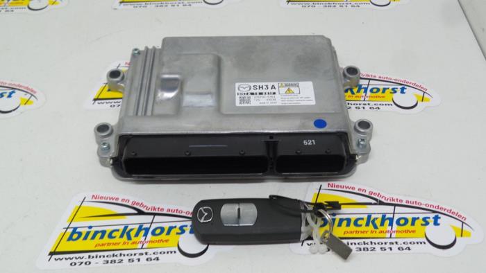 Used Ignition lock + computer Mazda 6 SportBreak (GJ/GH/GL) 2.2 SkyActiv-D 150 16V Price € 183,75 Margin scheme offered by Binckhorst BV